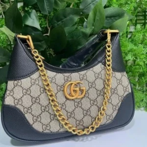 Classy Gucci Handbag For Women (J1939)