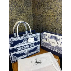 Stylish Christian Dior Handbag For Women (SUP5276)