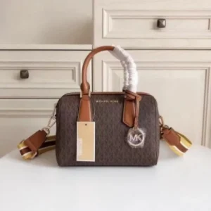 Classy Michael Kors Handbag For Women (J1953)