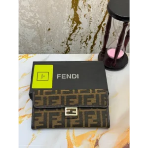 Trendy Fendi Wallet For Women (J2384)