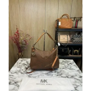 Luxurious Michael Kors Handbag For Women (CSO2358)