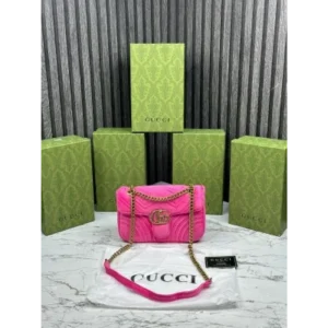 Classy Gucci Handbag For Women (J1969)