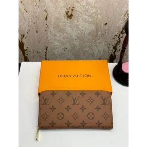 Trendy Louis Vuitton Wallet For Women (J2495)