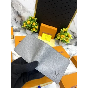 Premium Louis Vuitton Wallet For Men (CSO2651)