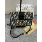 Stylish Dior Handbag For Women (CSO5165)