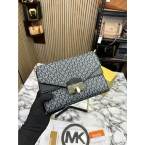 Classy Michael Kors Handbag For Women (J1991)