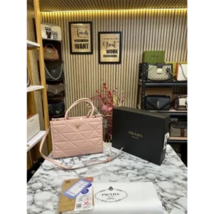 Trendy Prada Handbag For Women (FT2675)