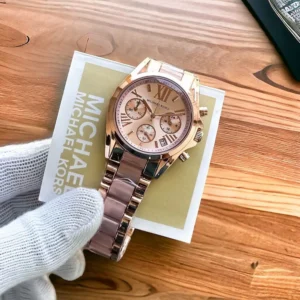 Classy Michael Kors Watch For Women (J2189)