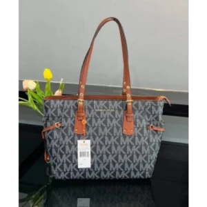 Classy Michael Kors Handbag For Women (J1876)