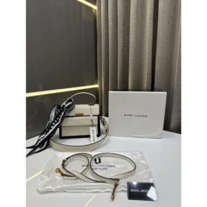 Stylish Marc Jacobs Handbag For Women (SUP5225)