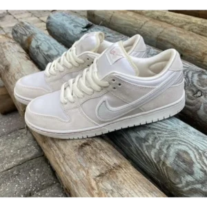 Trendy Nike Sb Dunk Low City Of Love Light Bone Shoes For Men (CSO4579)
