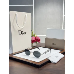 Stylish Dior Sunglasses With Og Box (CSO5028)