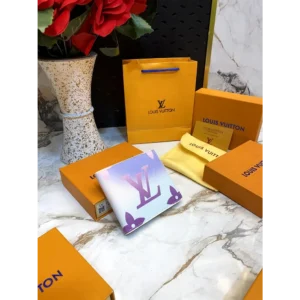 Trendy Louis Vuitton Wallet For Men (SOS548)