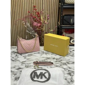 Luxurious Michael Kors Handbag For Women (CSO2197)