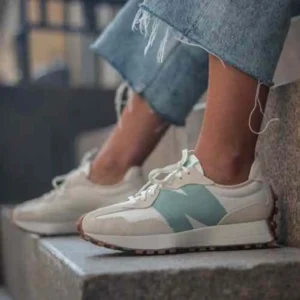 Stylish New Balance Ws327hg1 Unisex Shoes For Women (BME233)