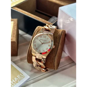 Trendy Michael Kors Watch For Women (WRJ41)