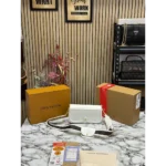 First Copy Louis Vuitton Handbag For Women (LAB96)