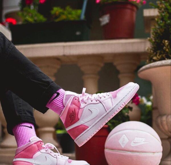 Air Jordan Retro 1 Digital Pink First Copy