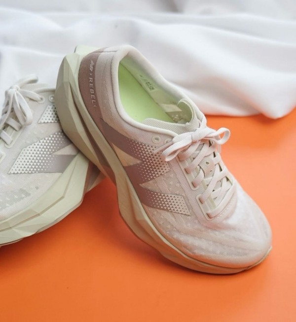 First Copy New Balance SC Elite V4 Rebel Men Shoes