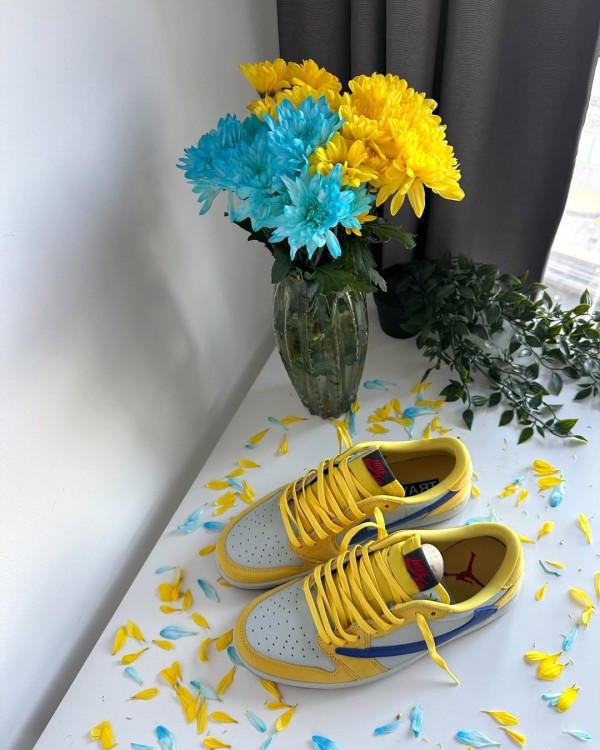 First Copy Nike Jordan 1 Low x Travis Scott Canary Yellow