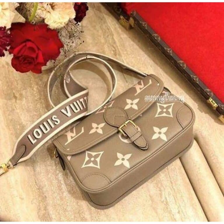 Louis-Vuitton-Bag-Diane-PM-With-Box-Dust-Bag-2-Sling-Belts-768x768-1.jpg