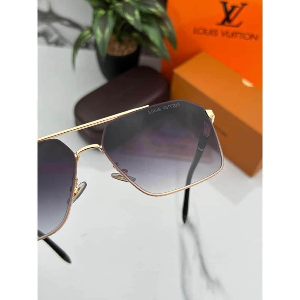 Louis-Vuitton-Sunglasses-For-Men-Gold-Black-4.jpg
