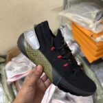 Under Armour HOVR Phantom 3 Black Yellow