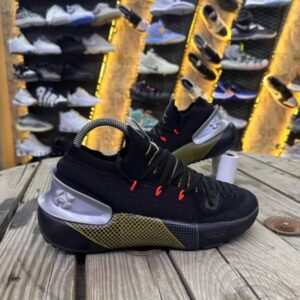 Under Armour HOVR Phantom 3 Black Yellow