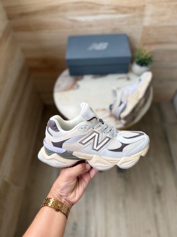 New Balance 9060 Nori Green