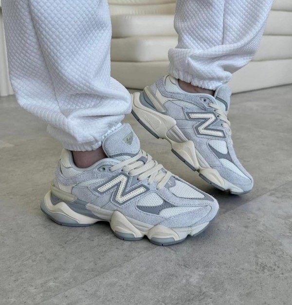 New Balance 9060 Quartz Grey