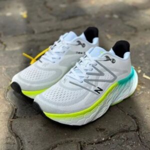 New Balance Fresh Foam More V4
