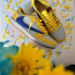 Nike Jordan Retro 1 Low Travis Scott Canary Yellow