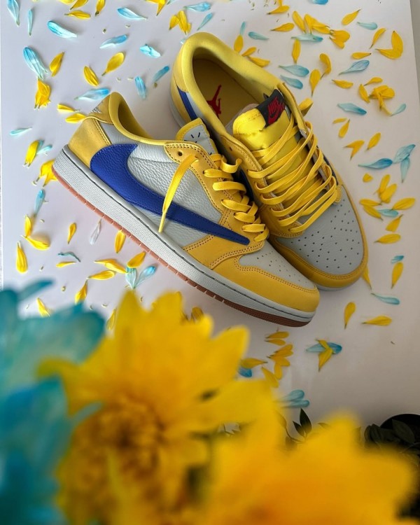 Nike Jordan Retro 1 Low Travis Scott Canary Yellow
