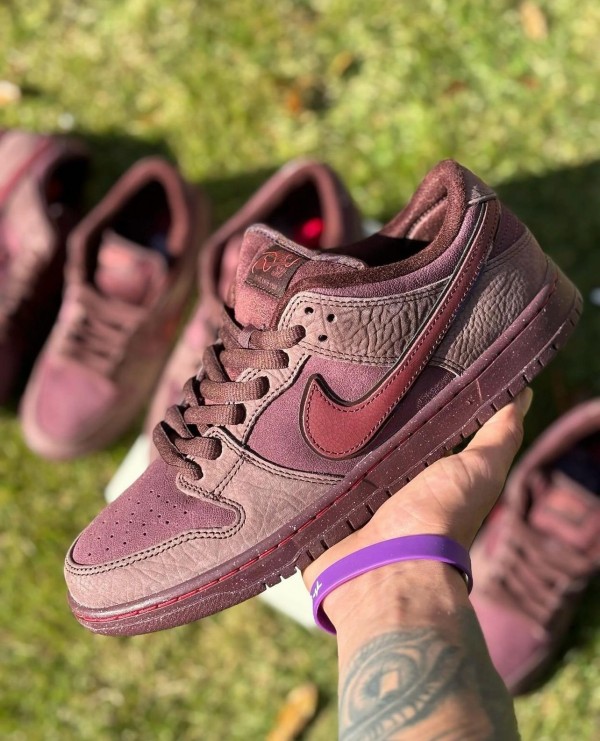 Nike SB Dunk Low City Of Love (10)