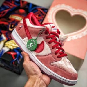 Nike SB Dunk Low StrangeLove First Copy