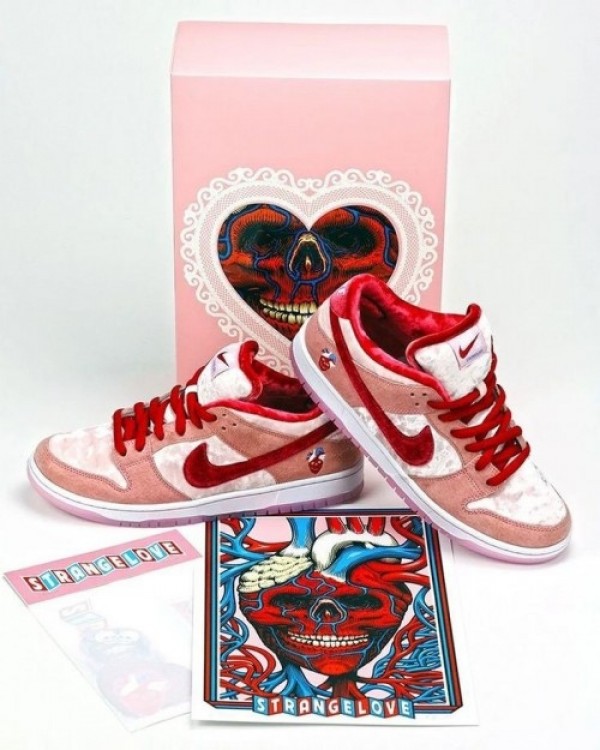 Nike SB Dunk Low StrangeLove First Copy