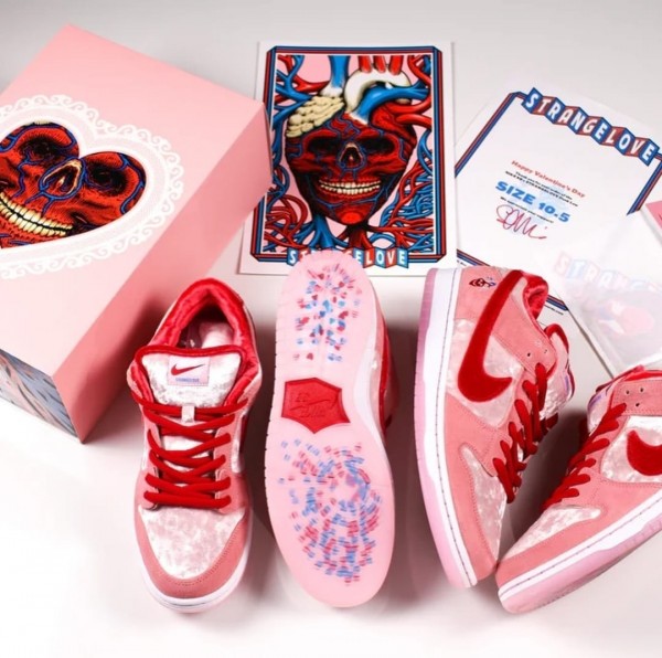 Nike SB Dunk Low StrangeLove First Copy