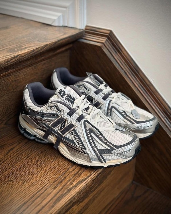 New Balance 1906A