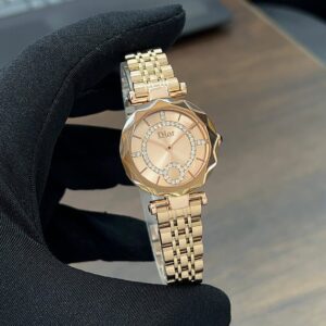 DIOR BOUTIQUE ARTICLES