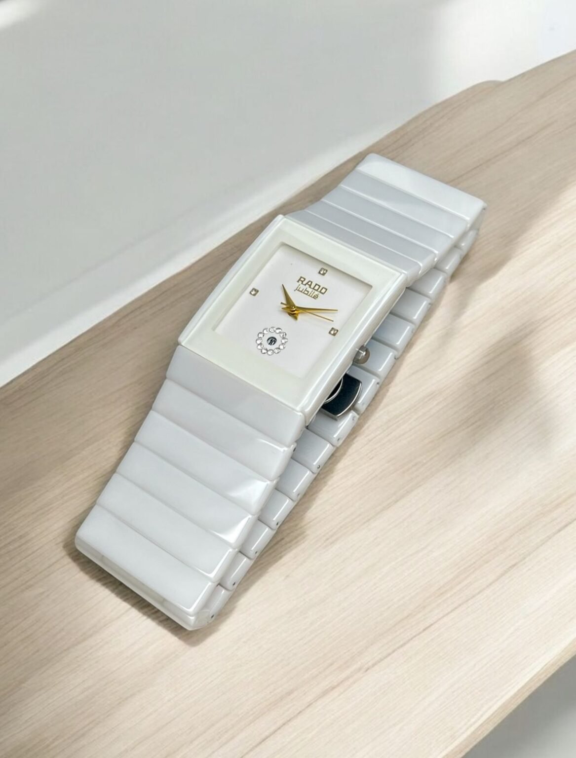 rado-full-ceramic-square-1.jpg