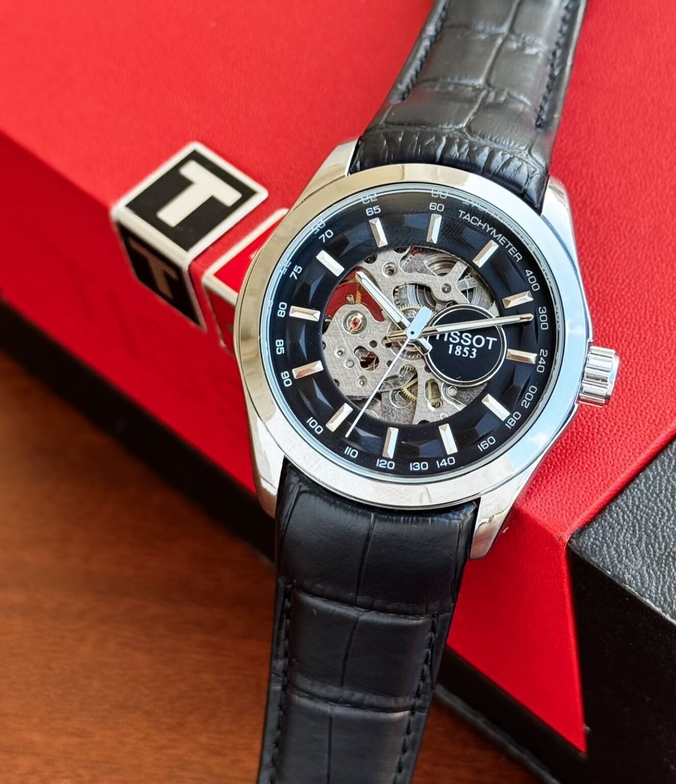 tissot-powermatic-movement-black-1.jpg
