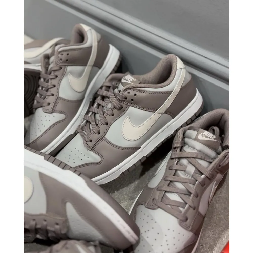 nike-sb-dunk-low-bone-beige-shoes-for-men-sz07.webp