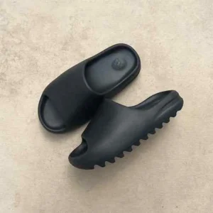 Premium Adiads Yeezy Slide Black For Men (SP513)