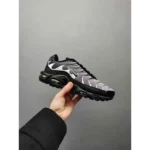 First Copy Nike Air Max Plus Tn Black Grey Green Shoes For Men (SNC581)