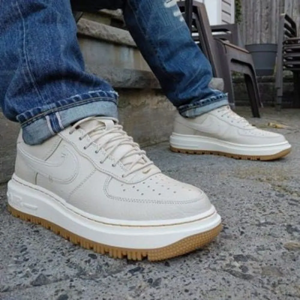 stylish-nike-air-force-1-low-luxe-pecan-shoes-for-men-ll598.webp