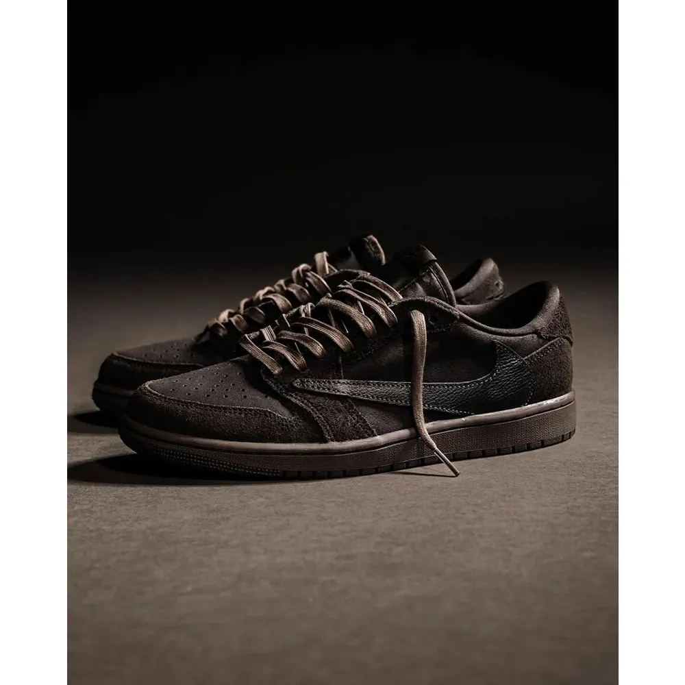 travis-scott-x-air-jordan-1-retro-shoes-for-men-sz72-2.webp