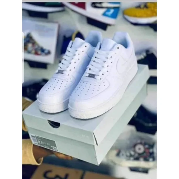 Nike Air Force White Shoes For Men (ETS341)