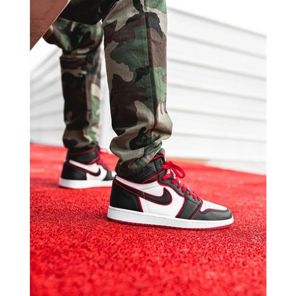 Premium Nike Jordan Retro 1 Bloodline Shoes For Men (FT406) Premium Nike Jordan Retro 1 Bloodline Shoes For Men (FT406)