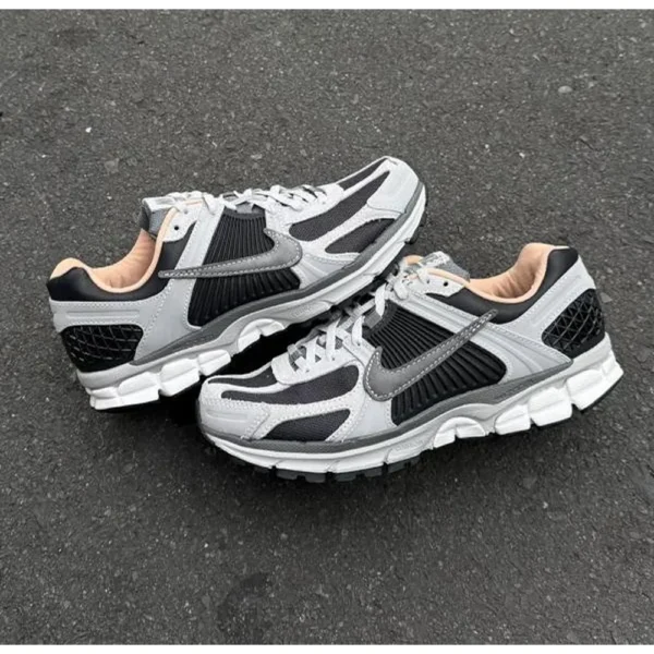 Premium Nike Zoom Vomero 5 Dark Smoke Grey Shoes For Men (SL647)