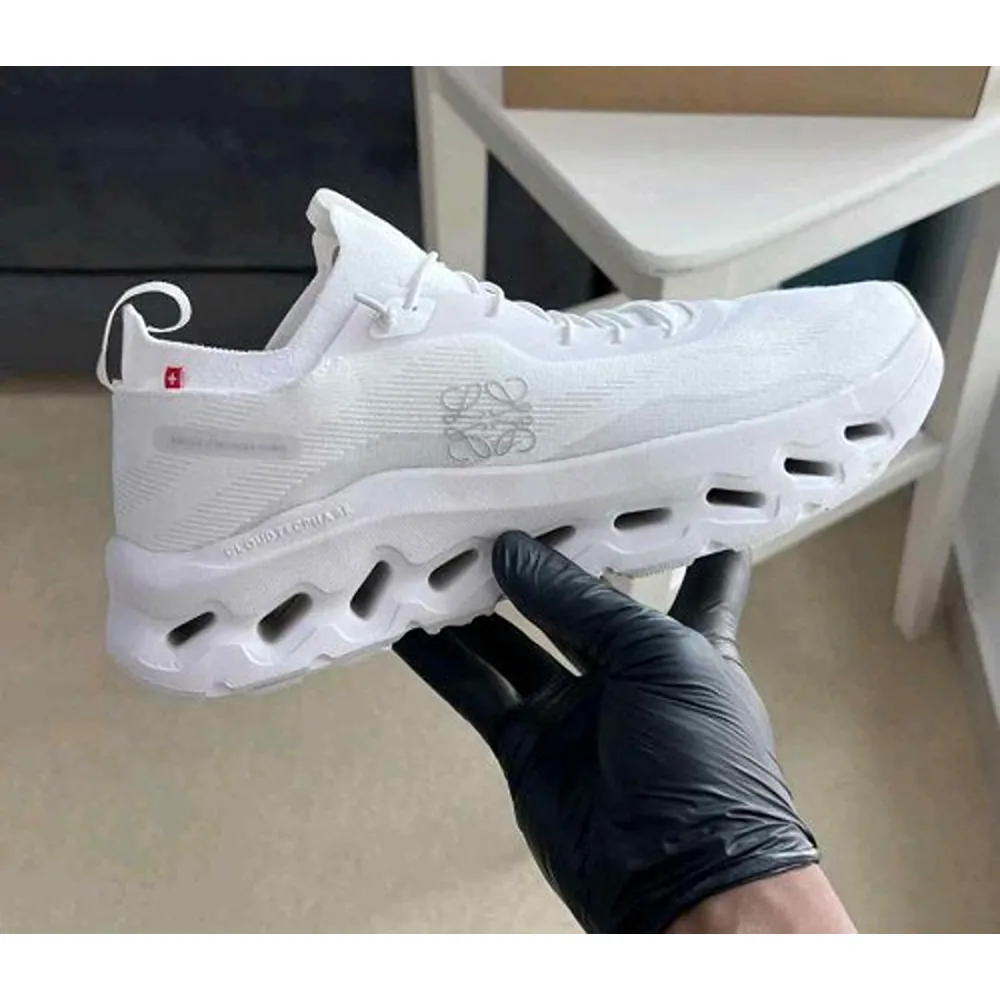 First Copy Loewe X On Cloud Tilt White Shoes For Men (BSF1052)